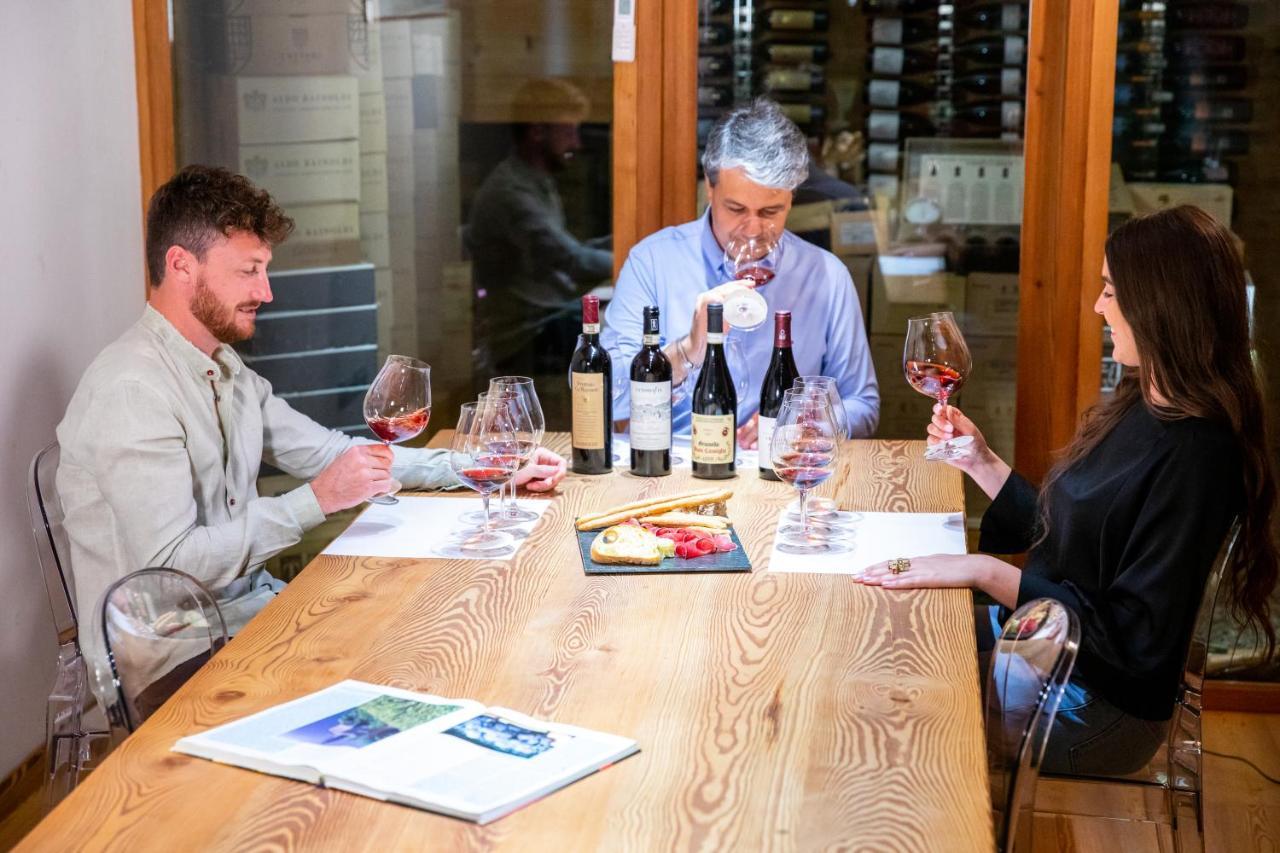Wine Hotel Retici Balzi Poggiridenti Екстер'єр фото